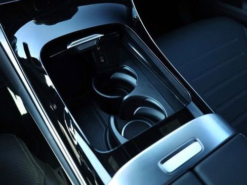 New 2025 Mercedes-Benz GLC 300 GLC 300 image 21