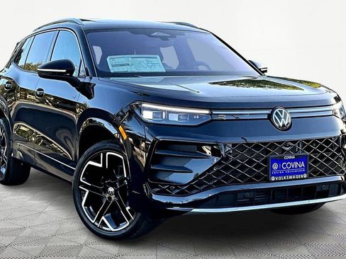 New 2025 Volkswagen Tiguan SEL R-Line AWD/4WD image 1