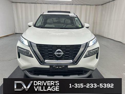 Used 2023 Nissan Rogue SV w/ SV Premium B Package AWD/4WD image 3