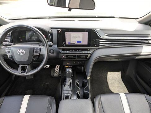 Certified 2025 Toyota Camry SE FWD image 15