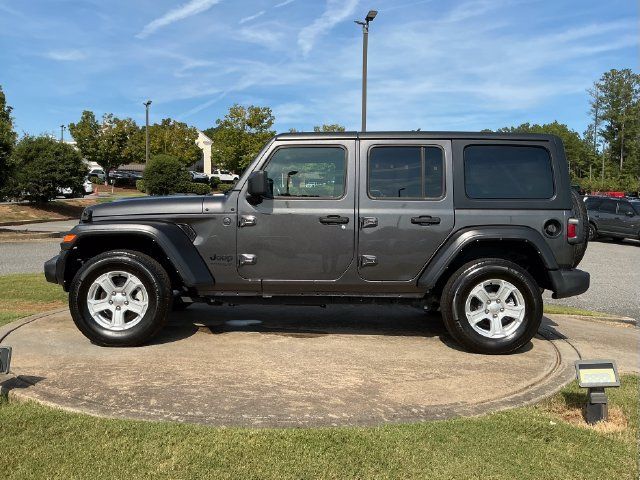 Used 2022 Jeep Wrangler Unlimited Sport AWD/4WD image 4