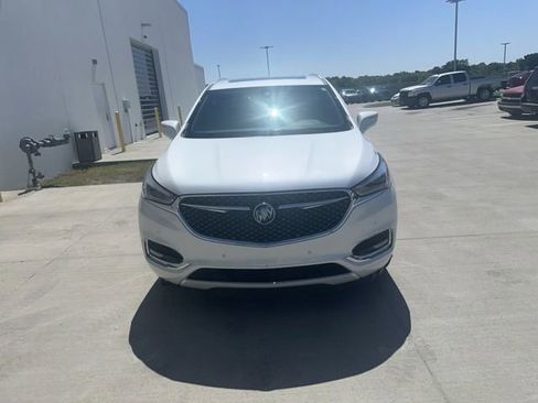 Used 2020 Buick Enclave Avenir w/ Avenir Technology Package AWD/4WD image 8