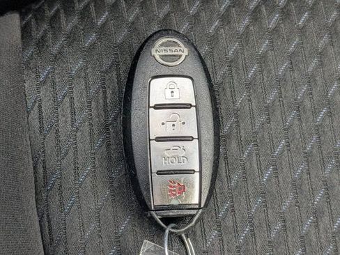 Used 2015 Nissan Sentra SR w/ Navigation Package FWD image 29