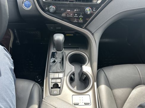 Certified 2022 Toyota Camry XSE w/ Cold Weather Package image 18