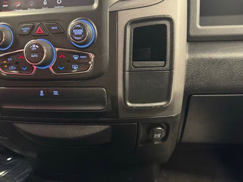 Used 2019 RAM 1500 Express w/ Wheel & Sound Group AWD/4WD image 27
