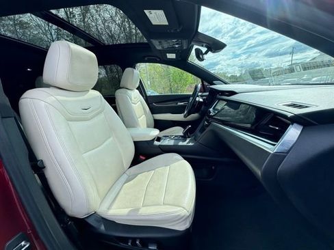 Used 2020 Cadillac XT6 Sport AWD/4WD image 12