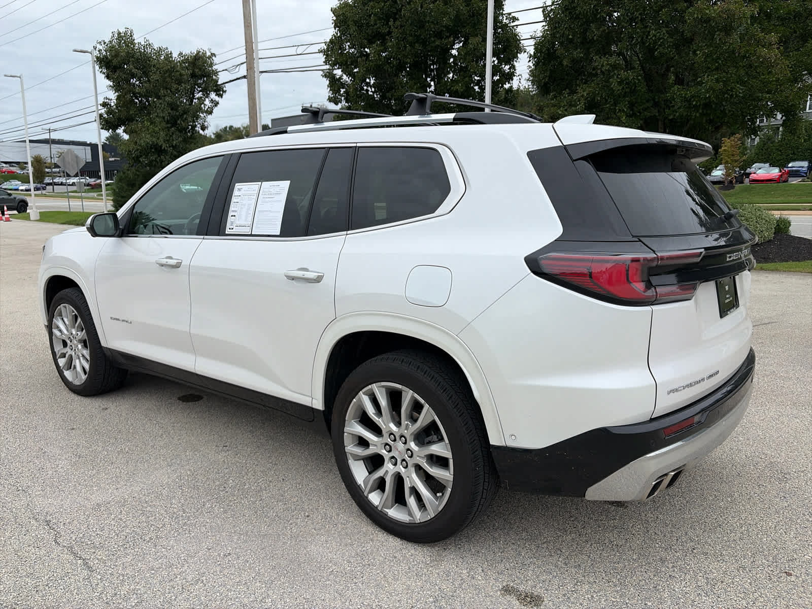 Used 2024 GMC Acadia Denali w/ Super Cruise Package AWD/4WD image 2