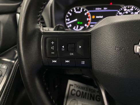 Certified 2025 Nissan Rogue SV AWD/4WD image 16