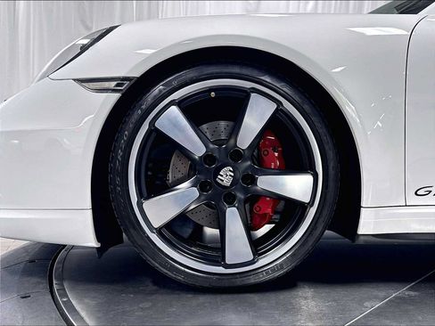 Used 2016 Porsche 911 Carrera GTS RWD image 13