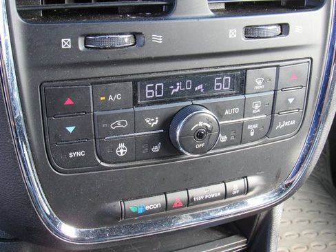 Used 2020 Dodge Grand Caravan GT image 14