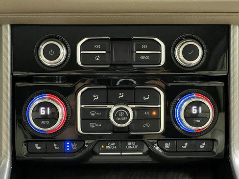 Used 2023 GMC Yukon XL Denali w/ Max Trailering Package AWD/4WD image 27