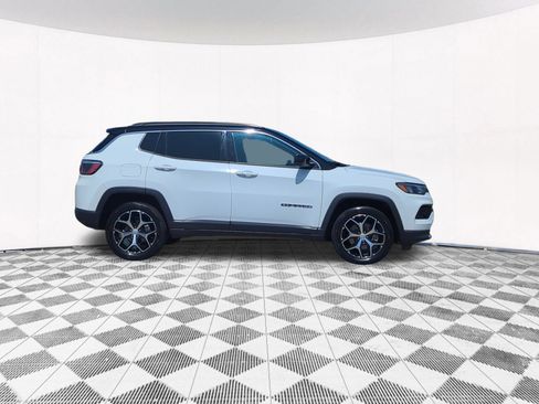 Used 2024 Jeep Compass Limited AWD/4WD image 6