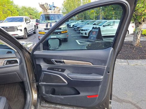 Used 2022 Kia Telluride SX image 16