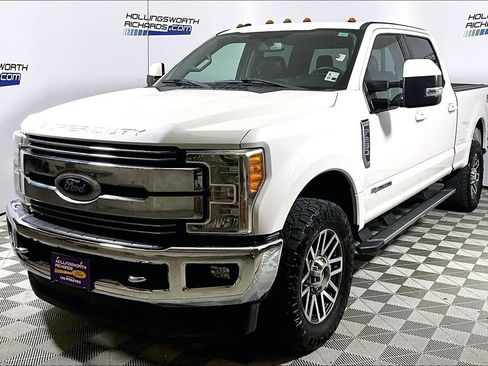 Used 2017 Ford F250 Lariat w/ Lariat Value Package AWD/4WD image 1