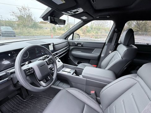 New 2026 Hyundai Santa Fe Calligraphy image 9