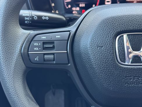 Used 2023 Honda Accord LX image 30