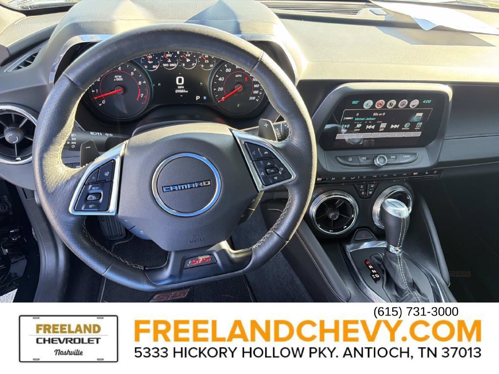 Used 2018 Chevrolet Camaro SS RWD image 15