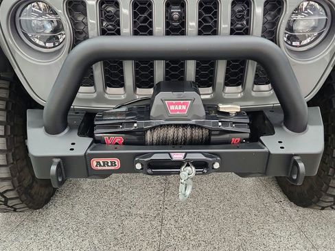 Used 2022 Jeep Gladiator Rubicon w/ LED Lighting Group image 10
