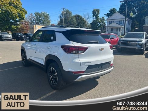 New 2026 Chevrolet TrailBlazer LT w/ Convenience Package AWD/4WD image 5