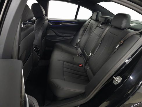 Used 2023 BMW 530i xDrive w/ Premium Package image 34