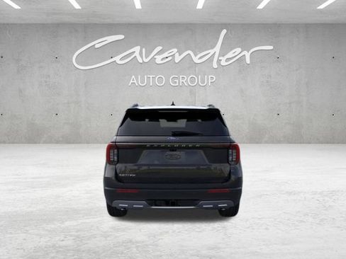 New 2026 Ford Explorer Active RWD image 5
