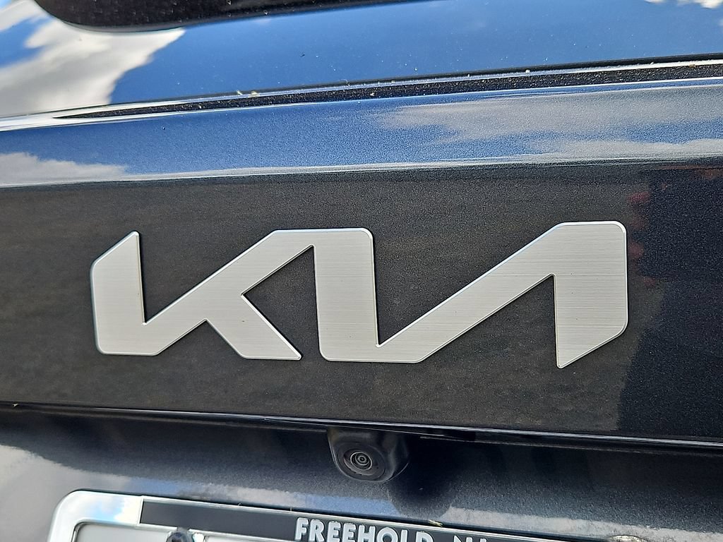 Used 2023 Kia Sorento LX AWD/4WD image 29