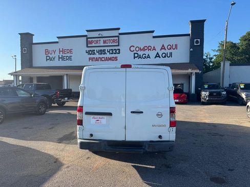 Used 2015 Nissan NV 1500 SV RWD image 8