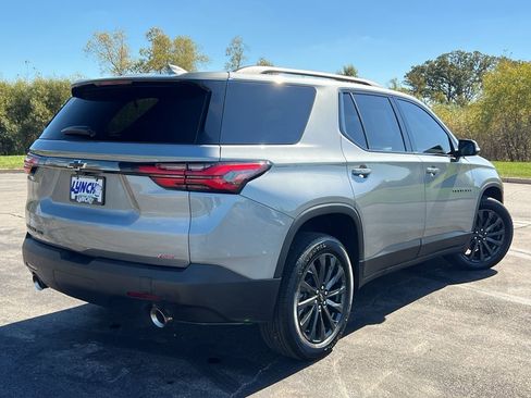 Used 2023 Chevrolet Traverse RS image 46