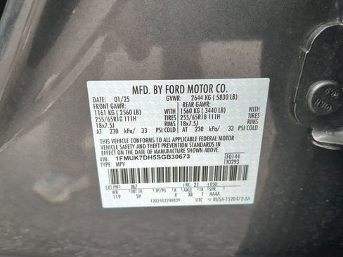 Certified 2025 Ford Explorer Active w/ Active Comfort Package image 28