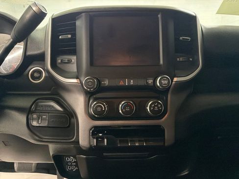 Used 2022 RAM 2500 Big Horn image 22