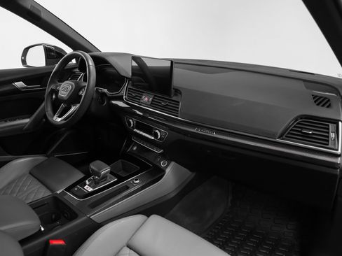Used 2021 Audi SQ5 Prestige image 25