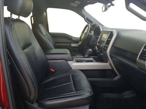 Used 2019 Ford F150 Lariat image 16