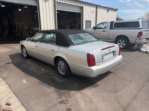 Used 2003 Cadillac De Ville DHS w/ Safety & Security Package image 28
