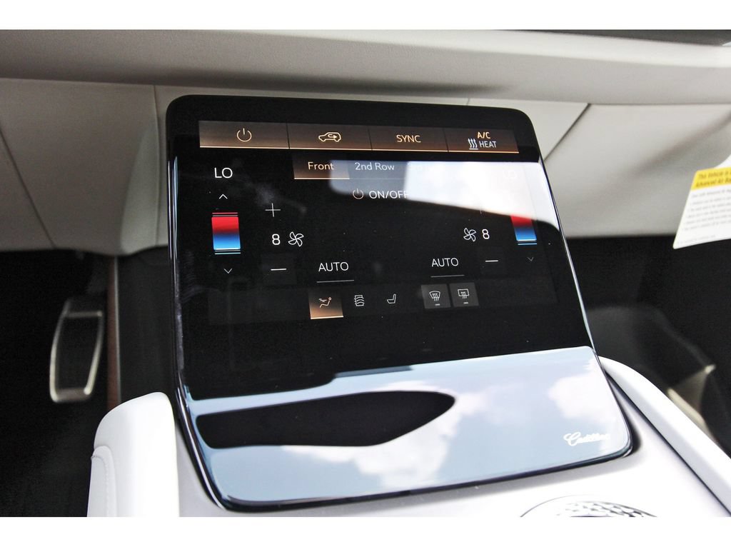 New 2027 Cadillac Vistiq Luxury AWD/4WD image 20