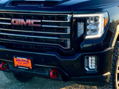 Used 2022 GMC Sierra 3500 AT4 w/ AT4 Premium Plus Package image 14