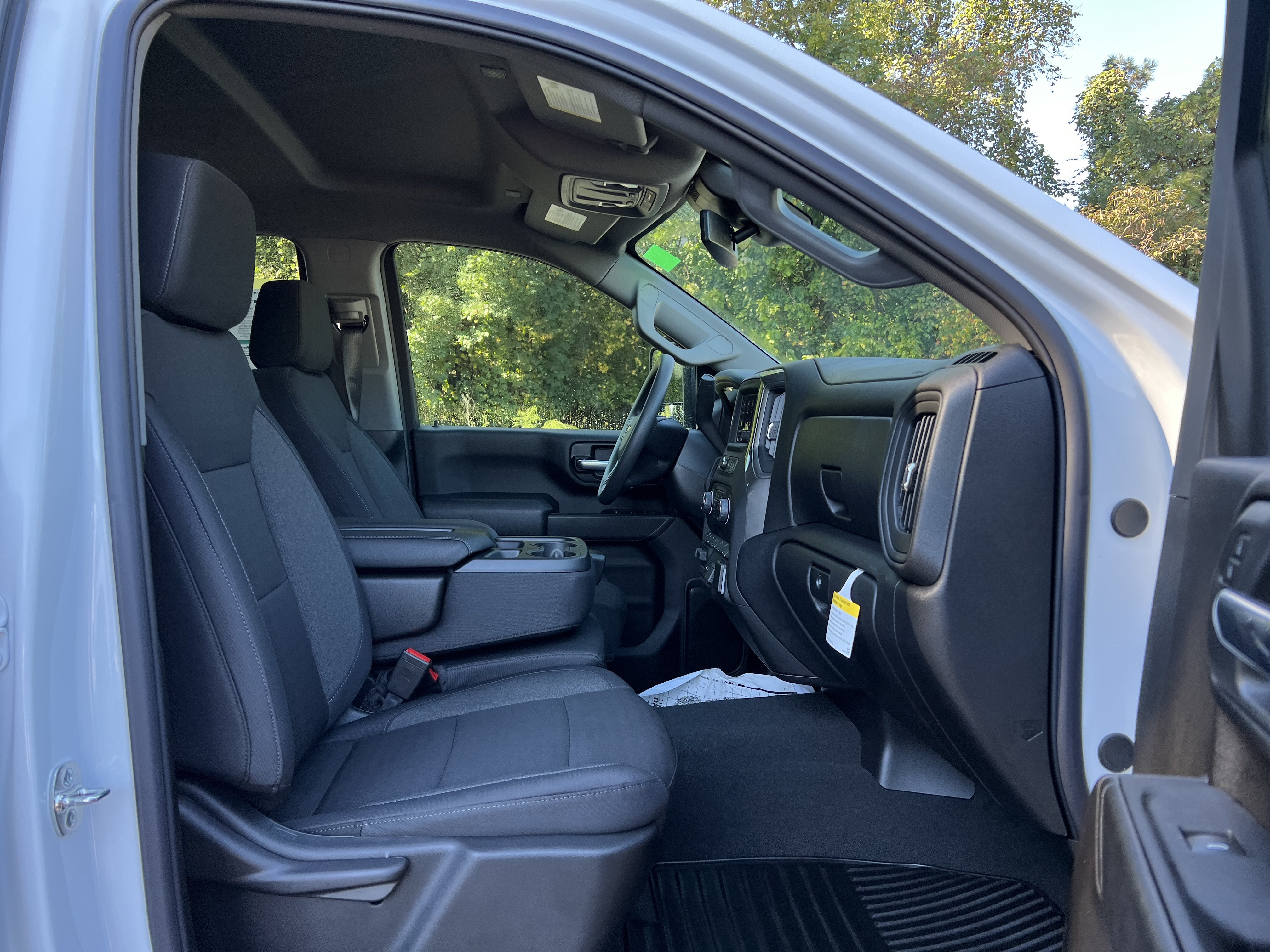 New 2026 Chevrolet Silverado 2500 Custom w/ Custom Value Package AWD/4WD image 33