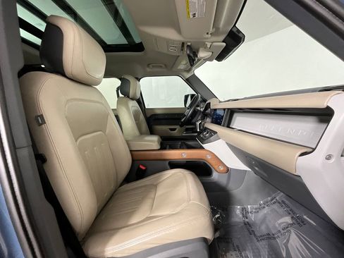 Used 2020 Land Rover Defender 110 HSE image 20