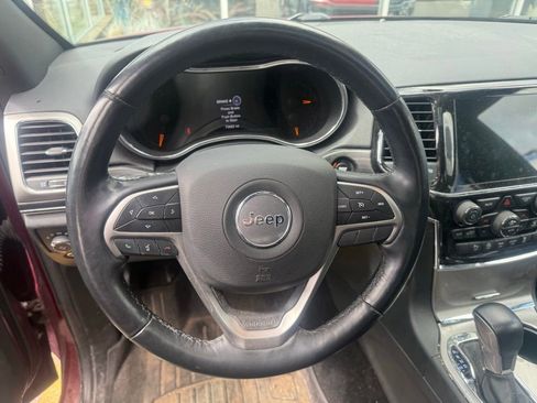 Used 2022 Jeep Grand Cherokee Limited AWD/4WD image 9