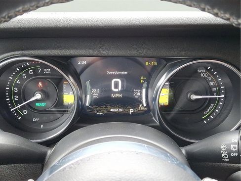 Used 2022 Jeep Wrangler Unlimited Sahara w/ Cold Weather Group image 21