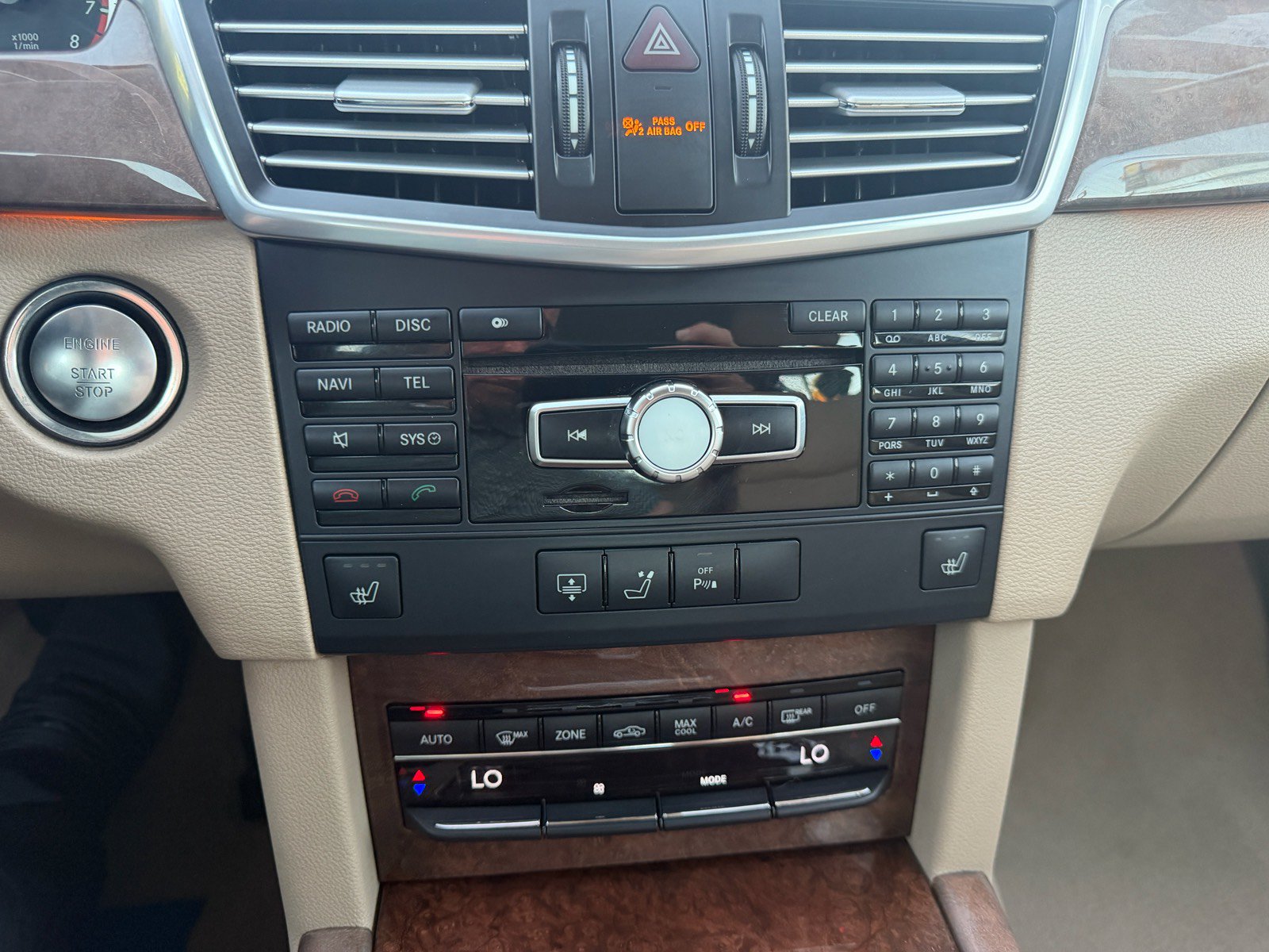 Used 2013 Mercedes-Benz E 350 Sedan image 22
