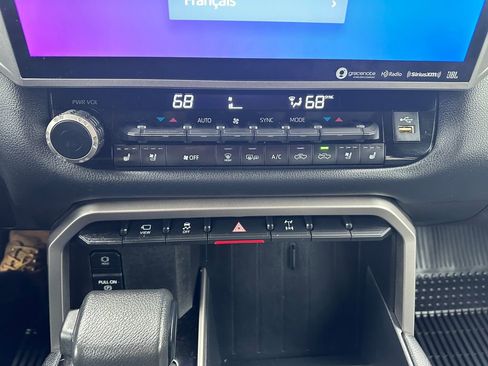 Certified 2022 Toyota Tundra Limited w/ TRD Off-Road Package AWD/4WD image 18