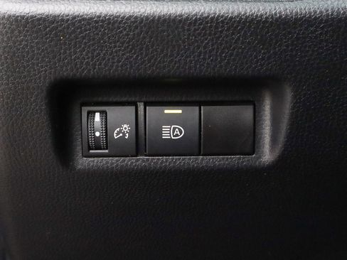 Used 2024 Toyota RAV4 Adventure image 15