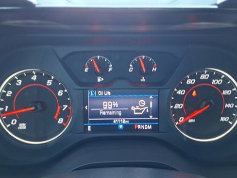 Used 2019 Chevrolet Camaro LT w/ RS Package image 11