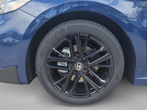 Used 2026 Toyota Camry SE FWD image 9