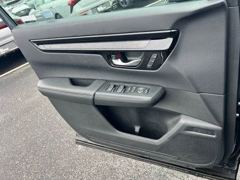 Used 2024 Honda CR-V EX-L image 17