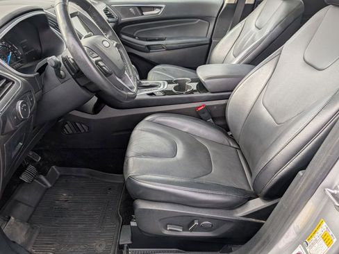 Certified 2017 Ford Edge Titanium w/ Equipment Group 301A image 23