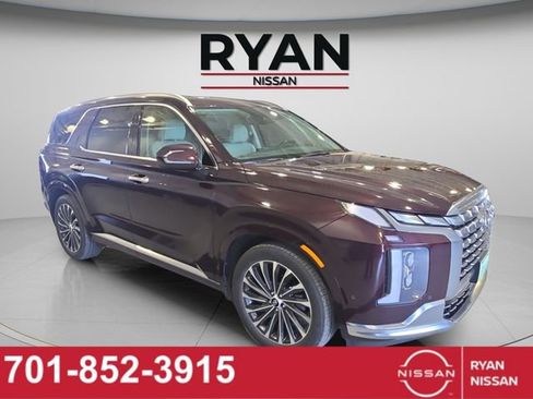Used 2023 Hyundai Palisade Calligraphy image 19