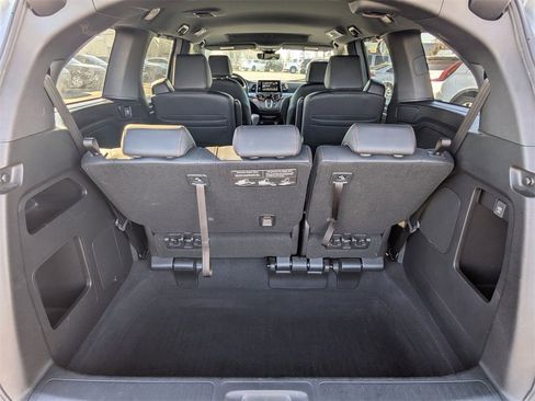 Used 2024 Honda Odyssey Sport image 6