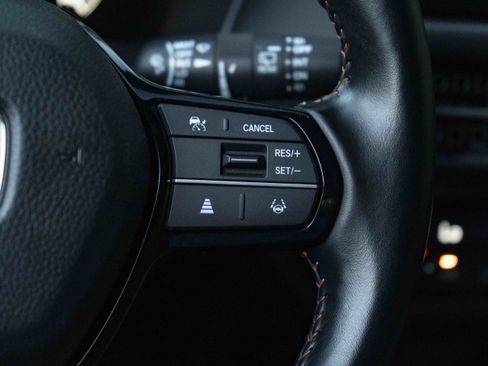 Used 2025 Honda HR-V Sport image 22