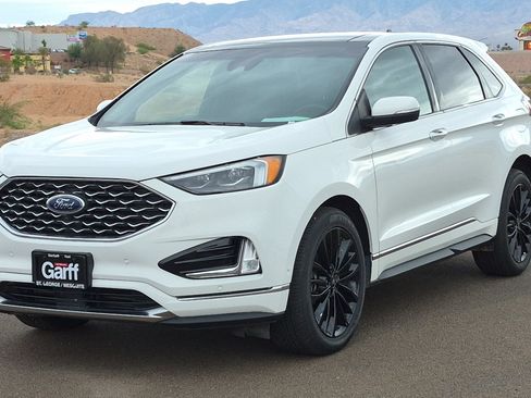 Used 2020 Ford Edge Titanium w/ Equipment Group 301A FWD image 7